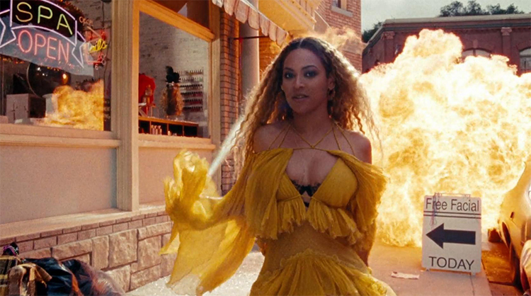 beyonce hold up music video color grade